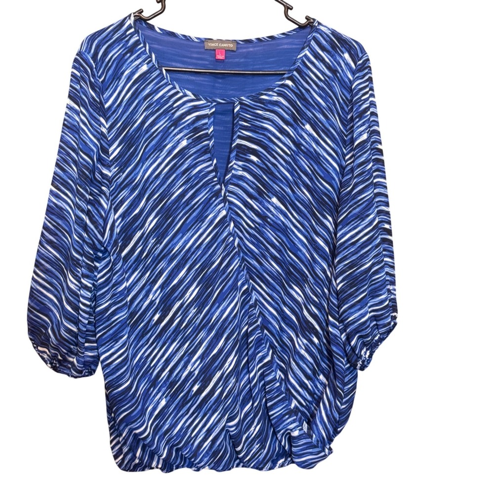 Vince Camuto Blue Abstract Stripe Bubble Hem Blouse Large 3/4 Sleeve Split‎ Neck